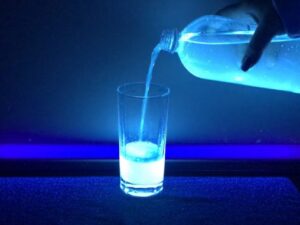 گندزدايی آب با اشعه UV (اشعه فرابنفش)